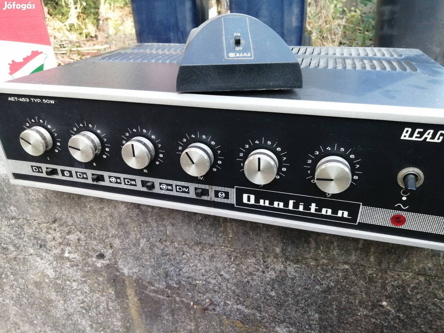 Beag 50W erősítő Mikrofonnal 