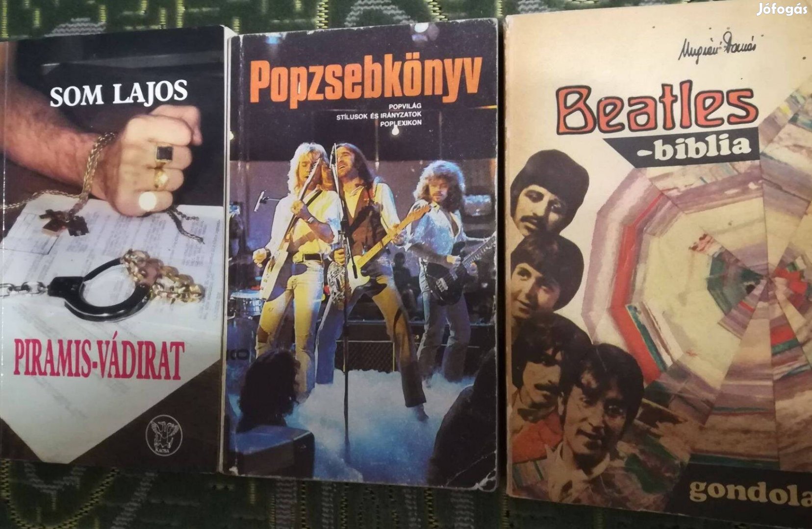 Beatles biblia, Piramis vádírat, Popzsebkönyv, csomagban
