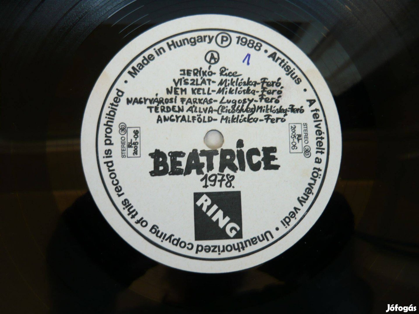 Beatrice (pöttyös, 2 LP)