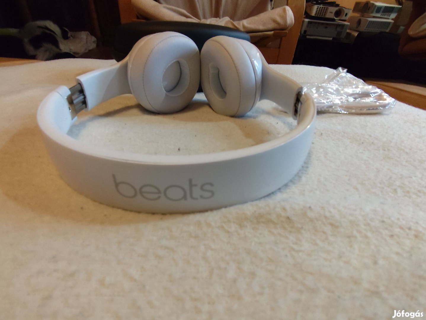 Beats solo 3 White eladó, használt állapotban, új füllpárnákkal