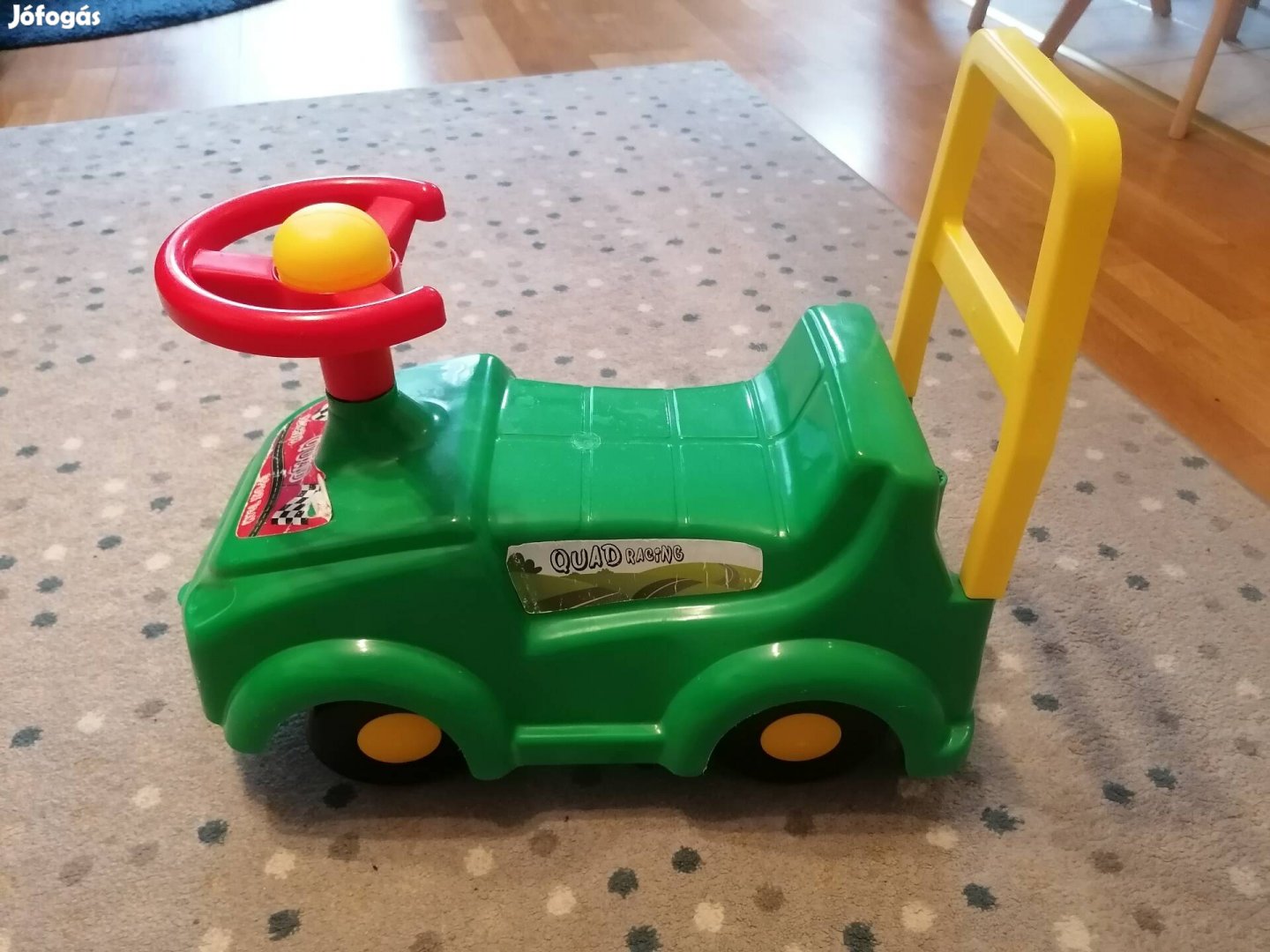 Bébitaxi járássegítő is