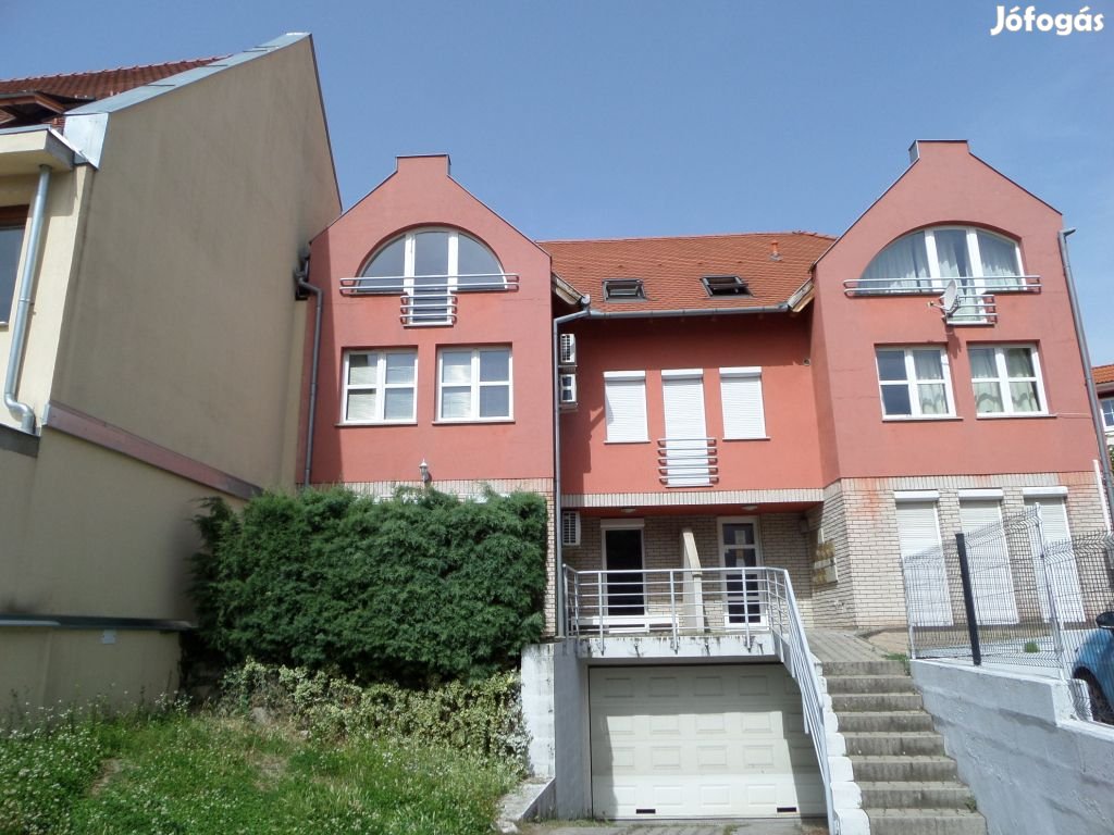 Bécs Barbakán közelében nappali+2 szobás lakás eladó