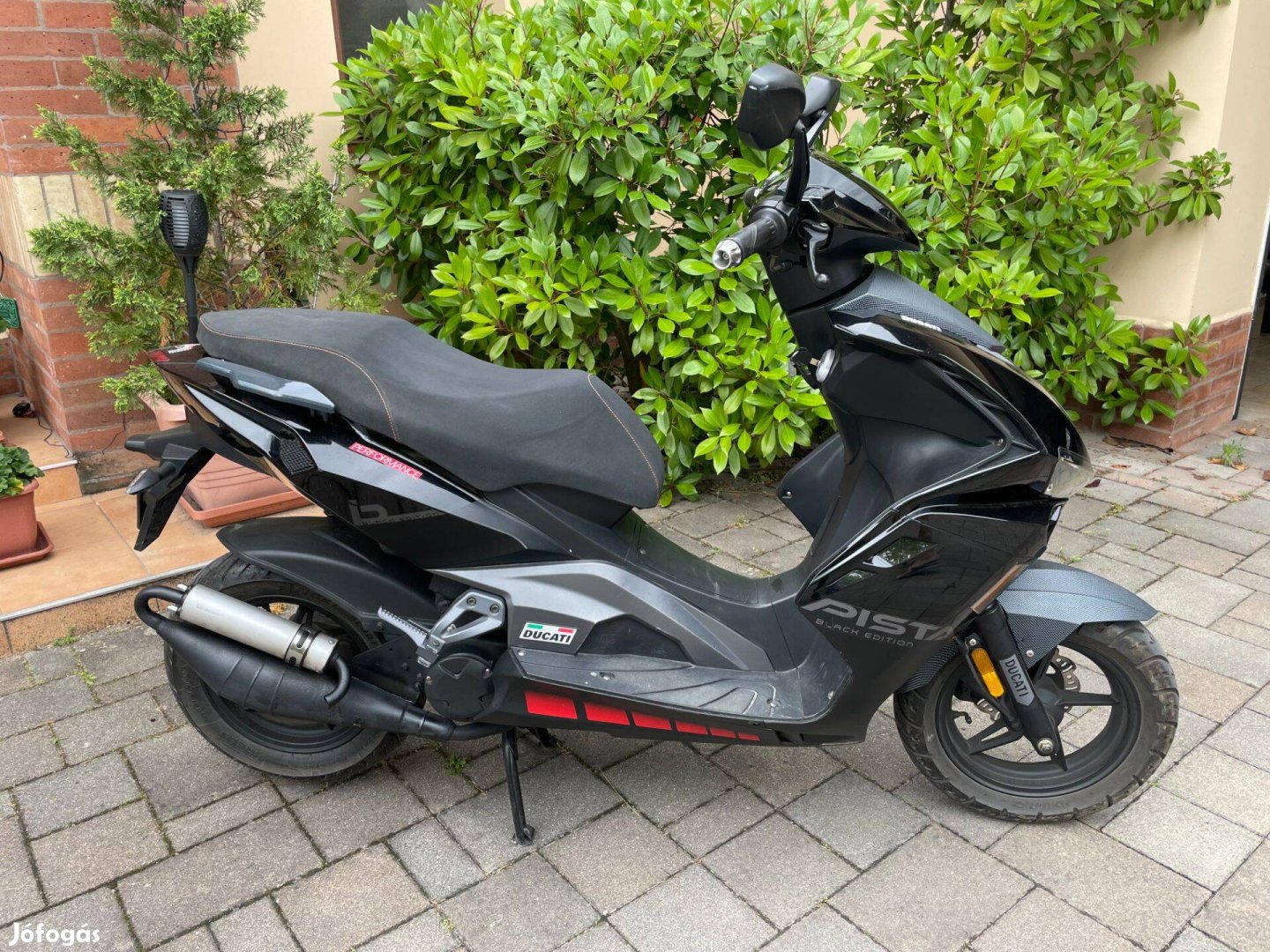 Beeline kismotor eladó!