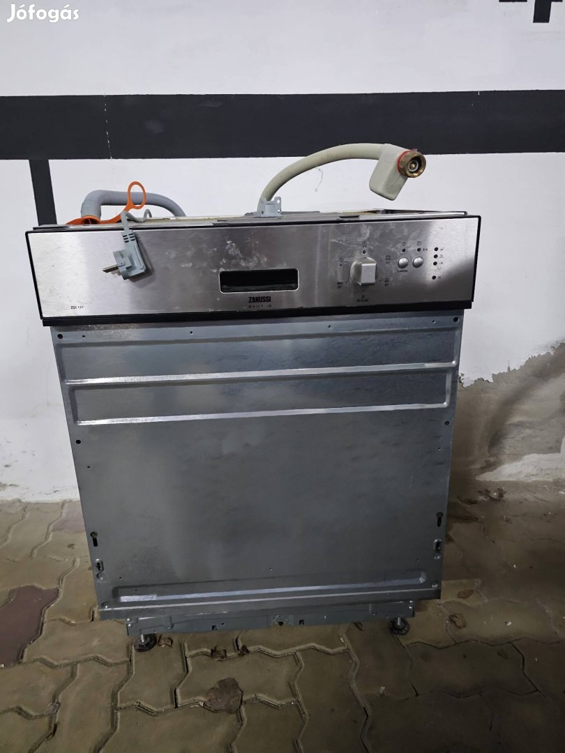 Beépíthető Zanussi Zdi 121 mosogatógép, panelhibás