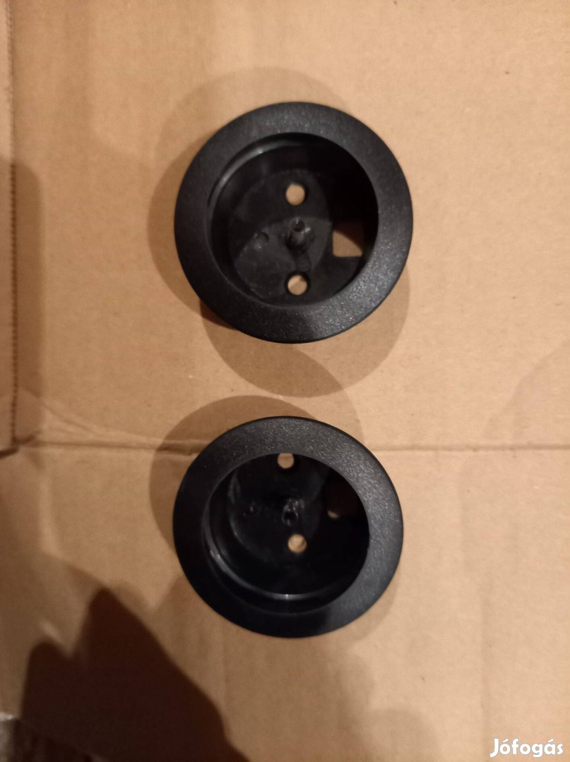 Beépítőkeret magas hangszórókhoz