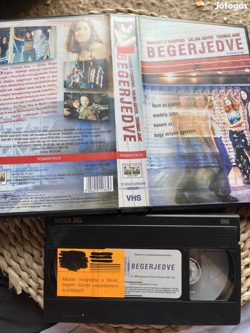 Begerjedve vhs kazetta