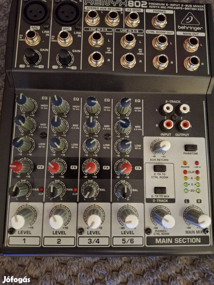 Behringen xenyx 802 mixer