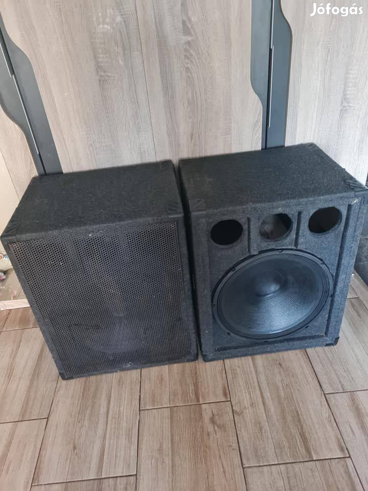 Behringer 50cm mélyládapár 800w/db!!!!