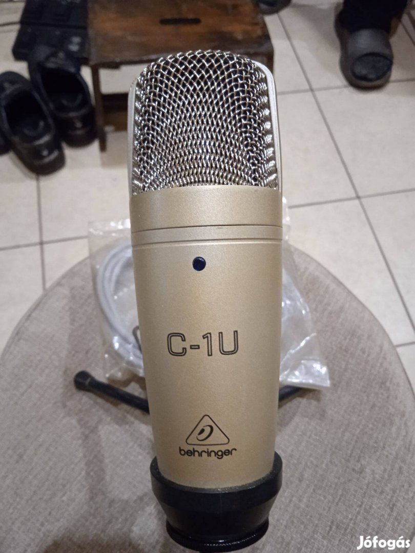 Behringer C1u