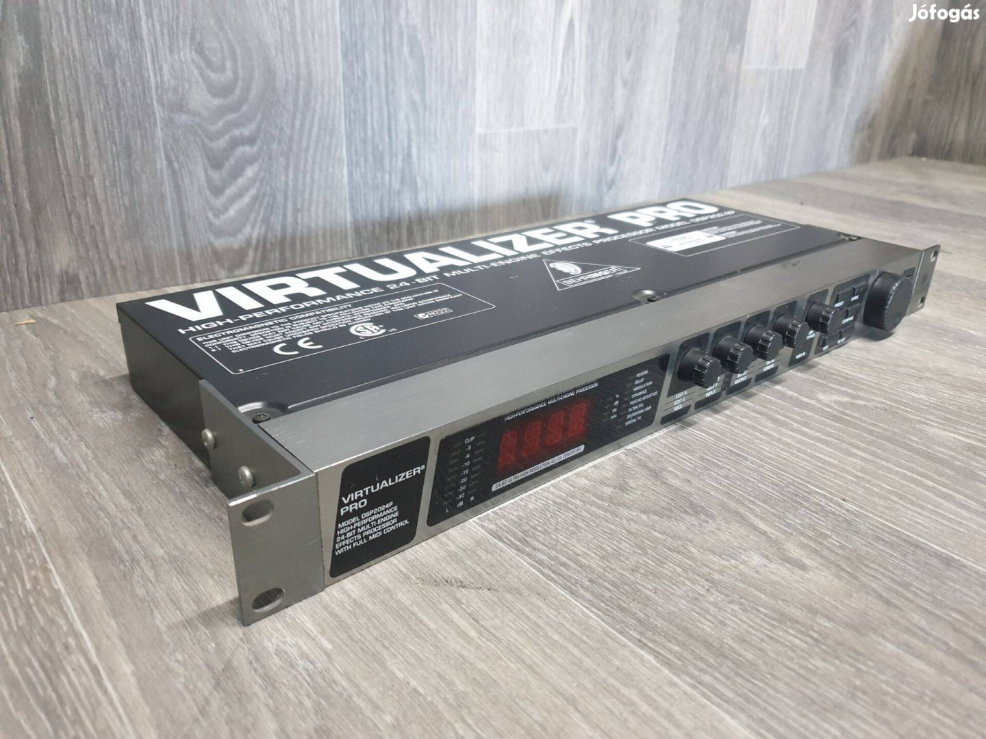 Behringer DSP 2024 Virtualizer Pro