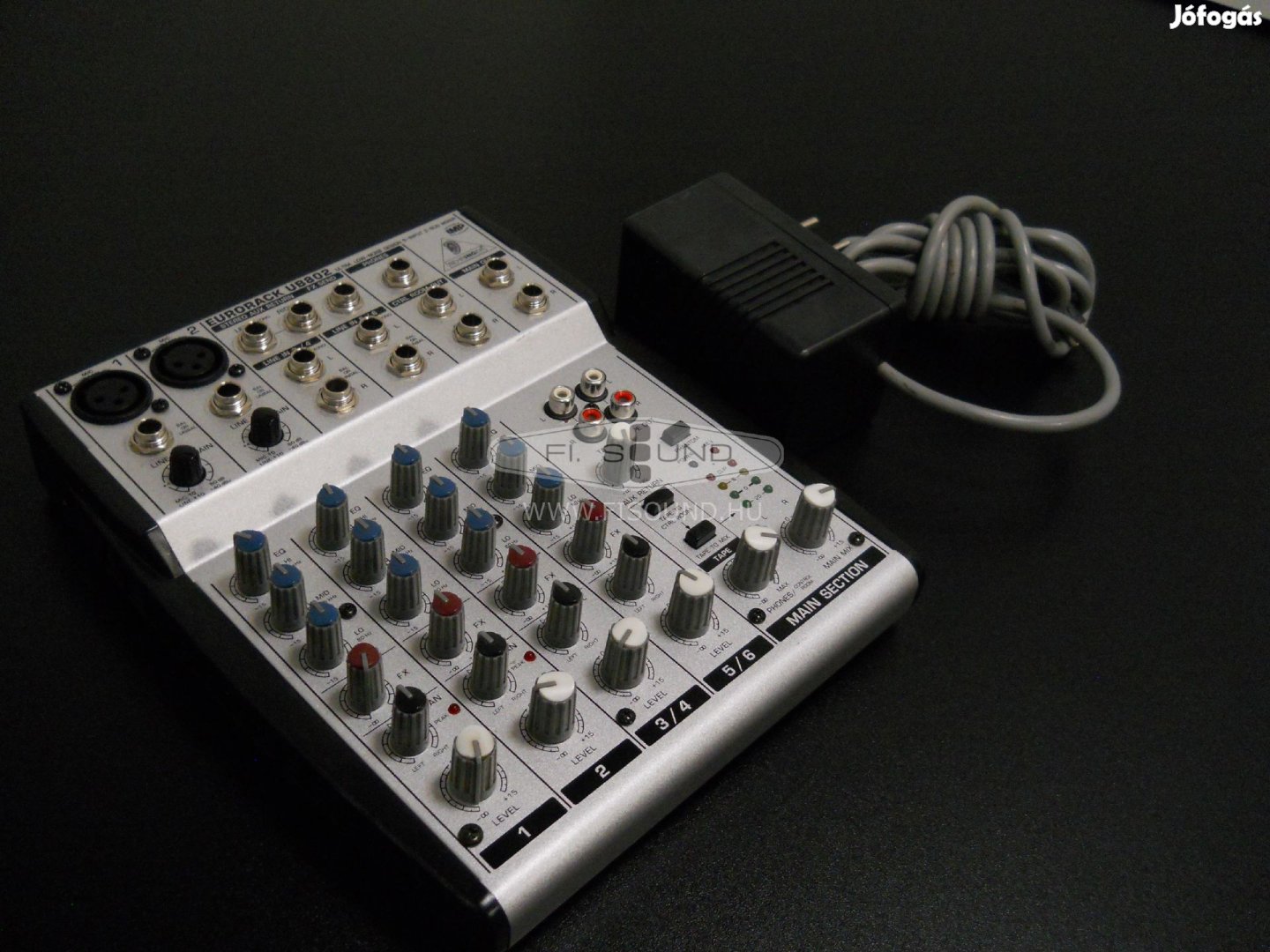 Behringer Eurorack MX 802 ,(2.) 4 sávos 6 csatornás keverő