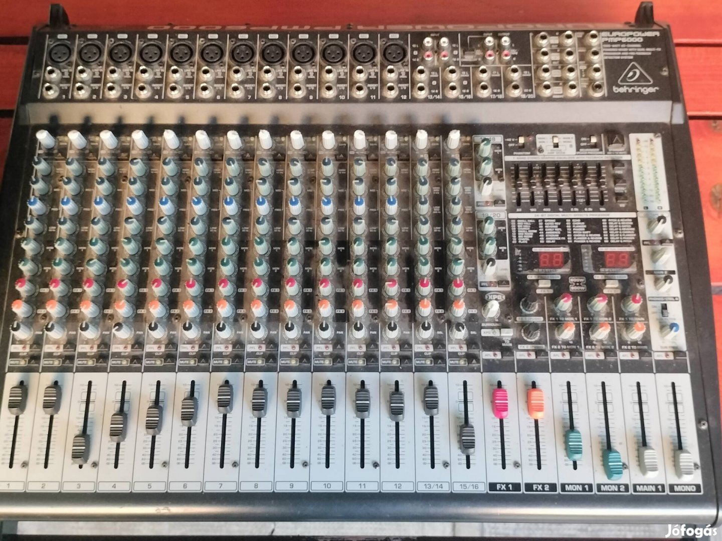 Behringer PMP 6000 keverő erősítő 