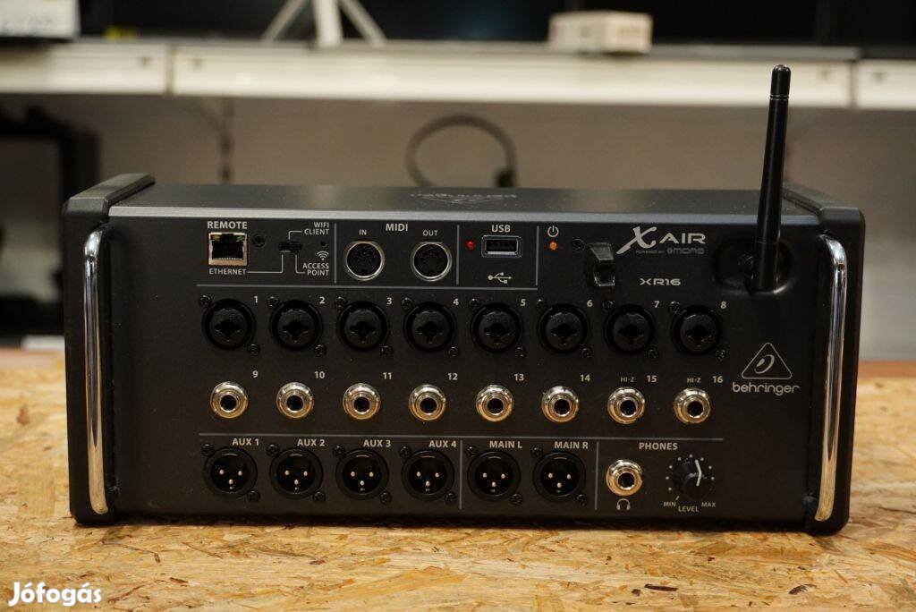 Behringer X Air XR16 Digitális Keverőpult