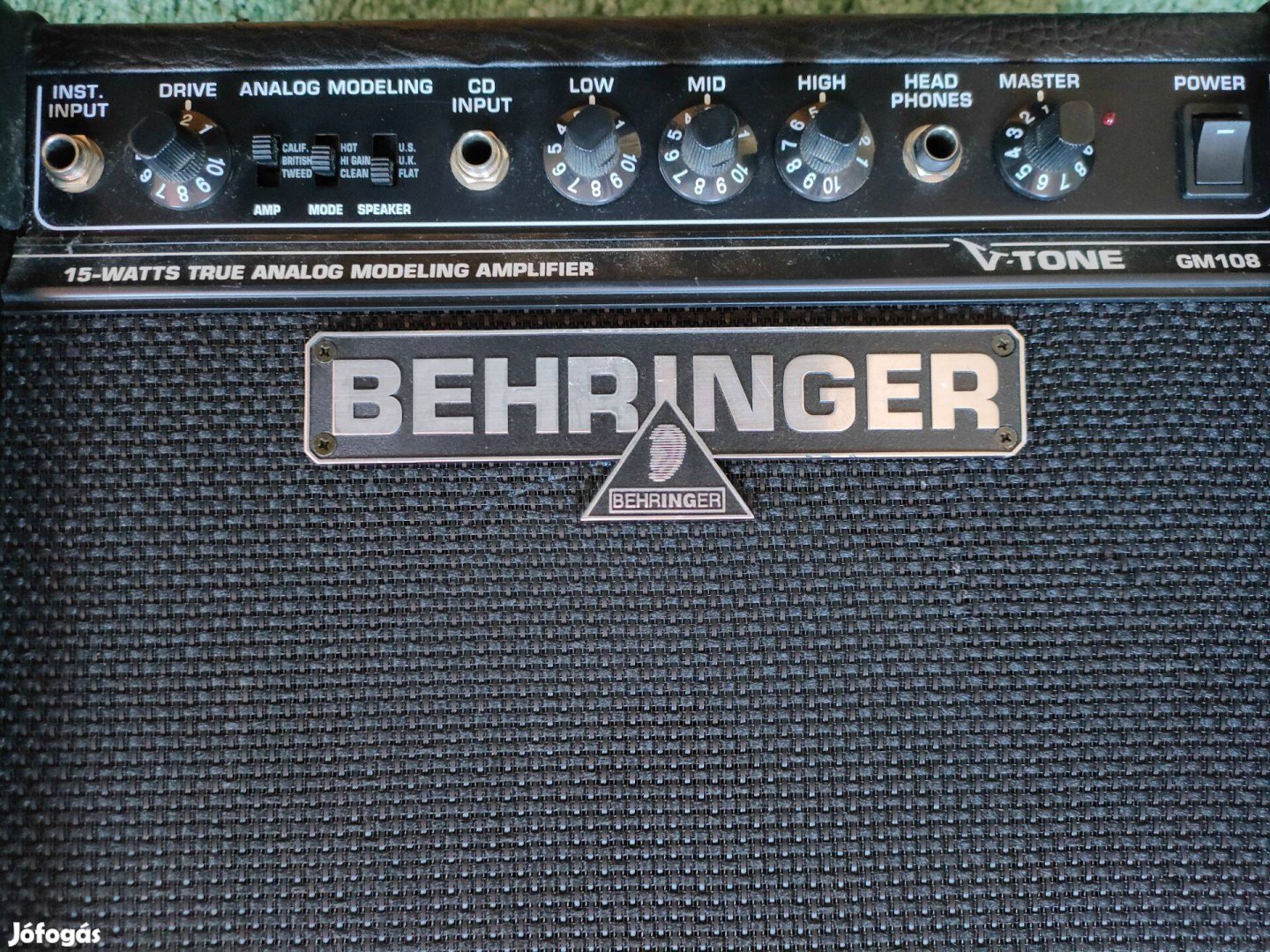 Behringer gitárcombó, erősítő