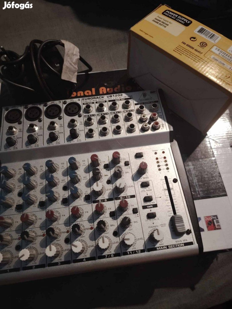 Behringer mixer keverő