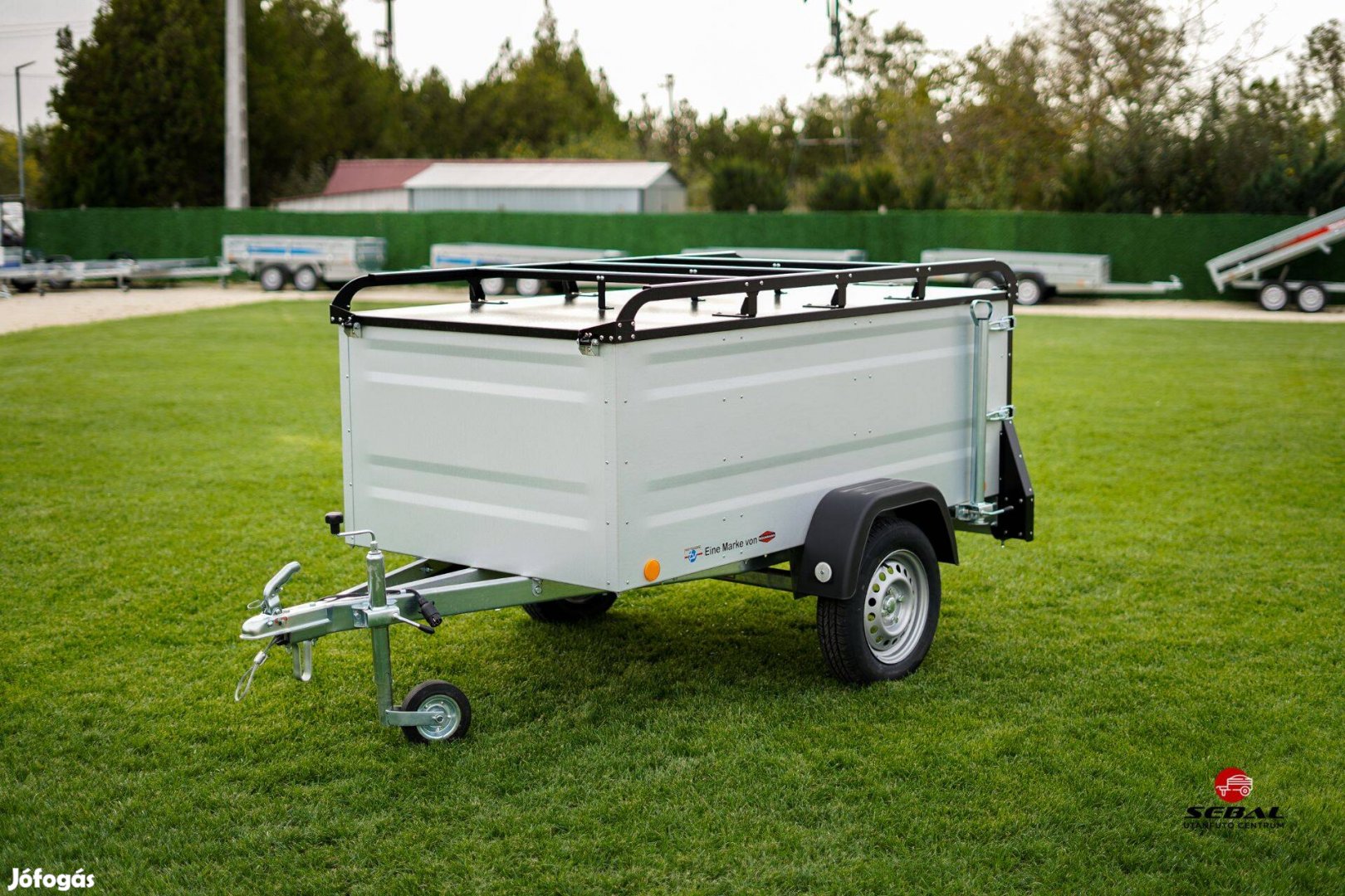 Békéscsabán új német dobozos utánfutó 711.000 Ft helyett 676.000 Ft