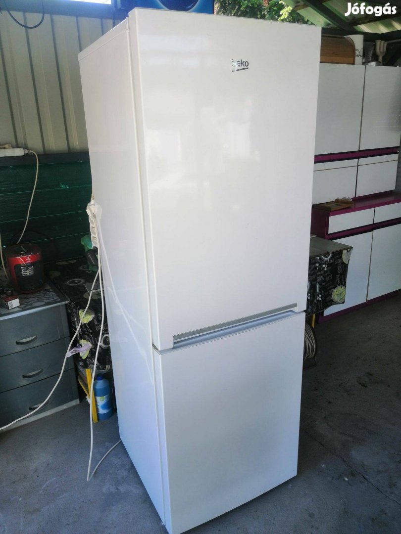 Beko Rcna 340K20W kombi, NO Frost alúlfagyasztós hűtőszekrény eladó