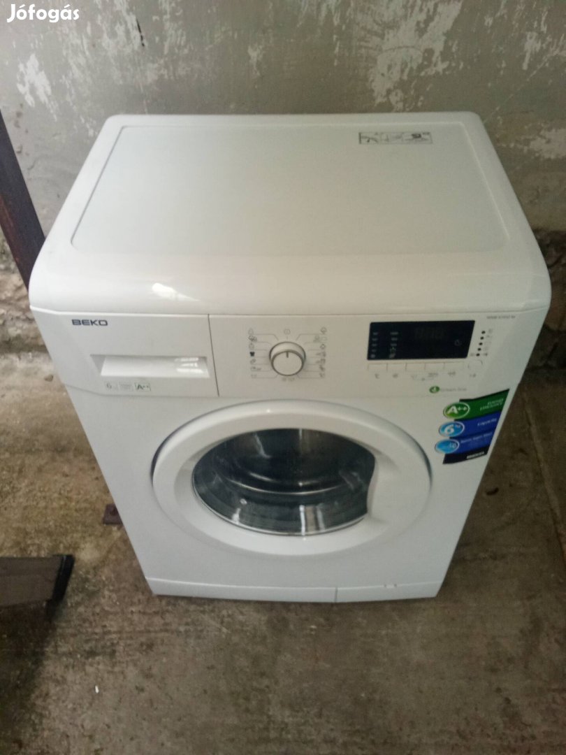 Beko digitális keskeny mosógép 