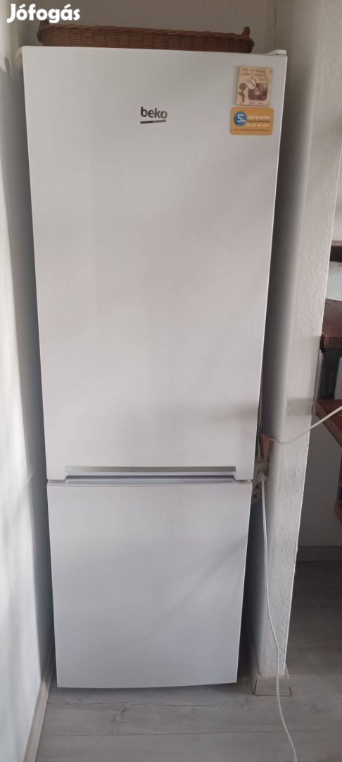 Beko hűtőszekrény Rcsa270K30WN 175 + 87 liter