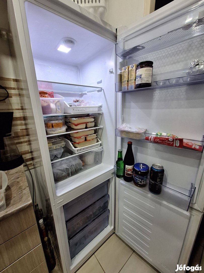 Beko kombinált hűtőszekrény fagyasztó részének fiókjai, 3db