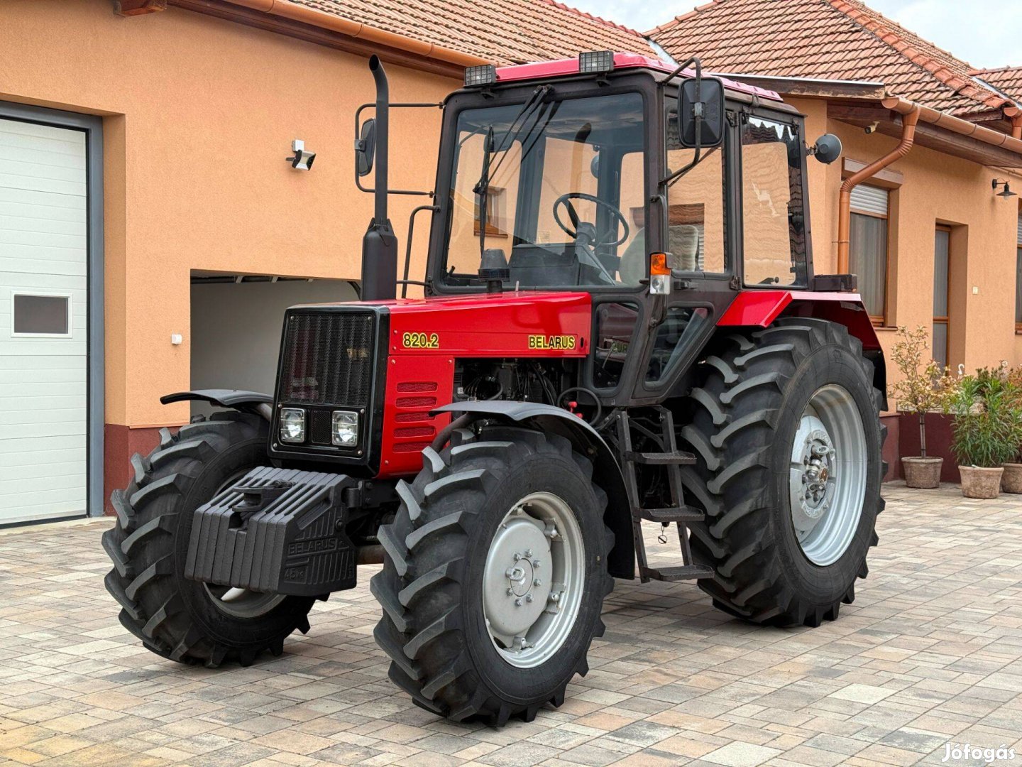 Belarus MTZ 820.2 traktor szinte Új