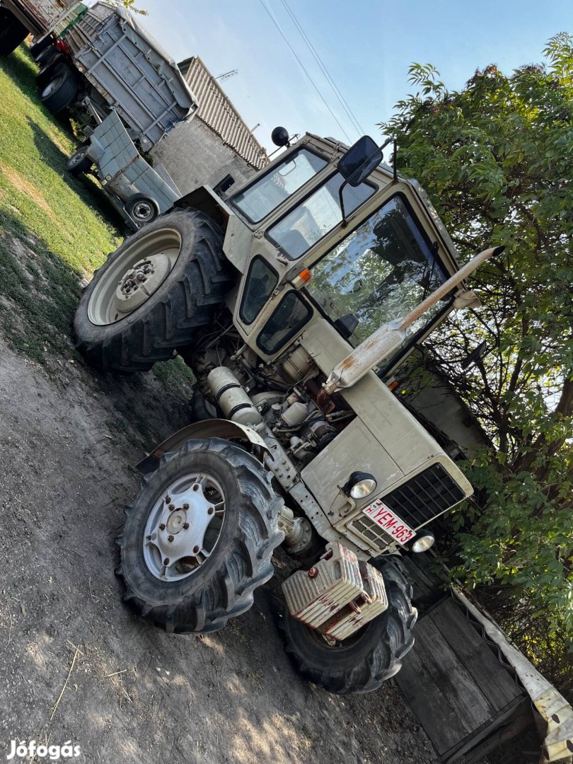 Belarus mtz 82