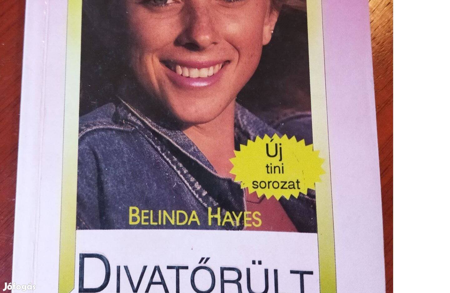 Belinda Hayes: Divatőrült