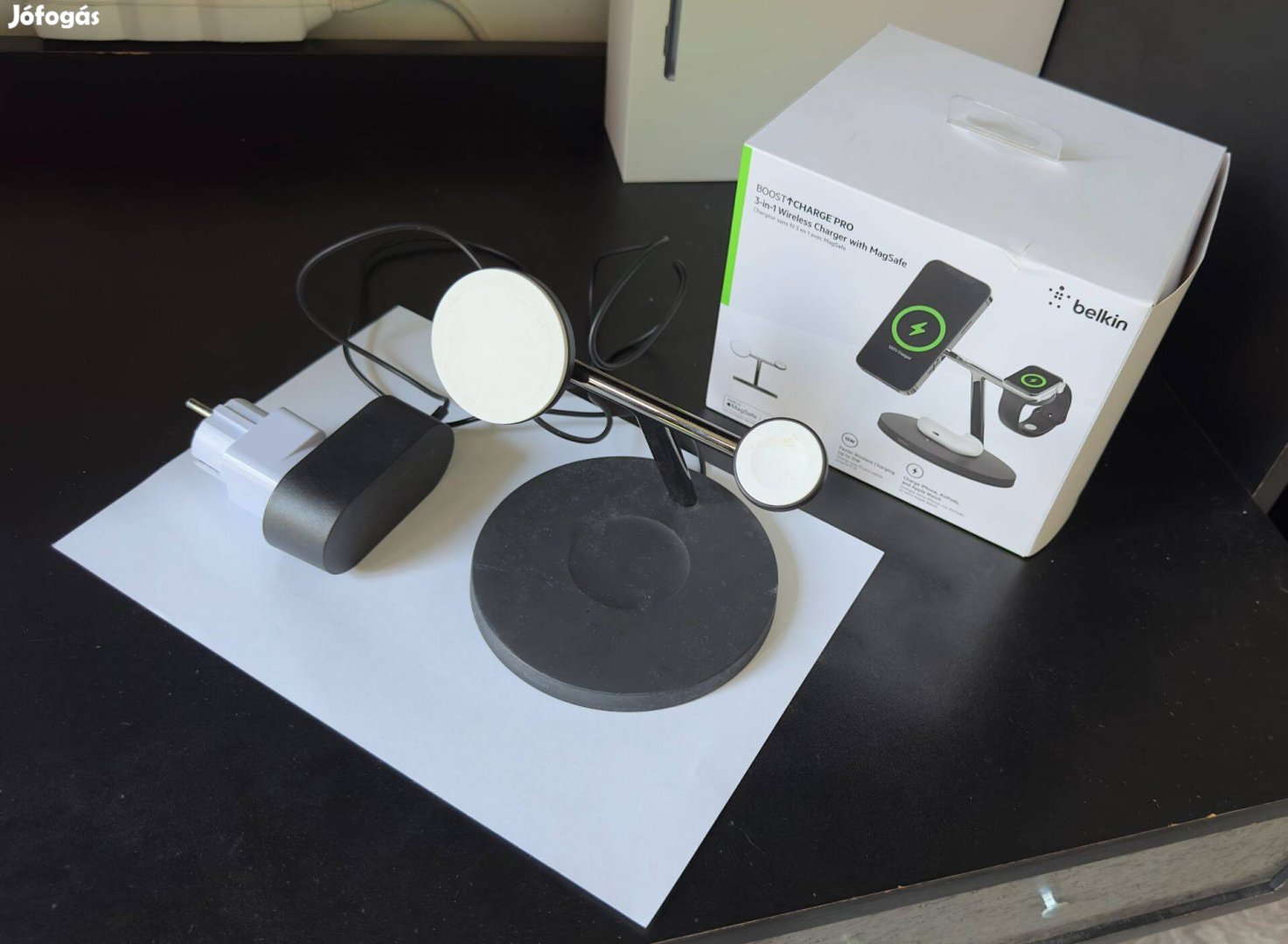Belkin Boost Charge Pro 3 in 1 vezeték nélküli töltő Magsafe-el