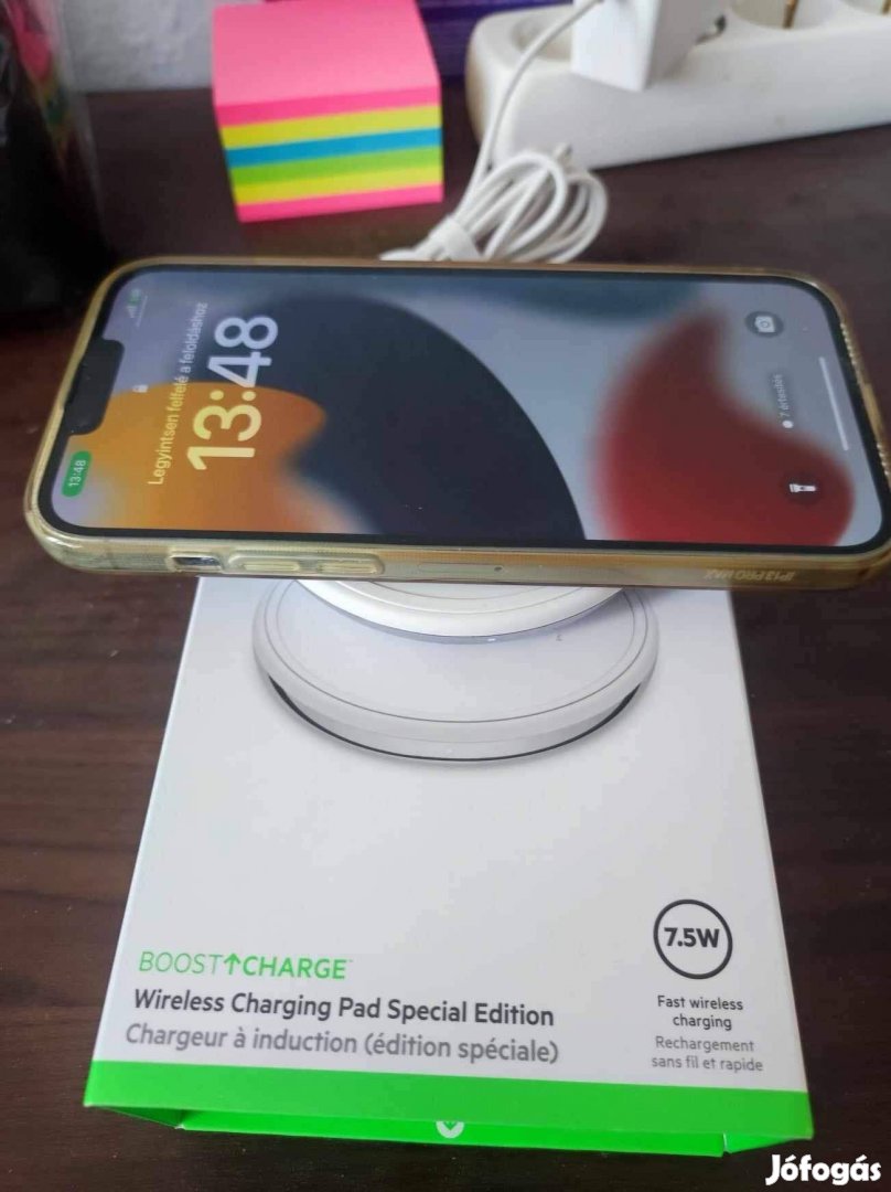 Belkin Boost?Charge(TM) Vezeték nélküli töltőpad 7,5 W Special Edition