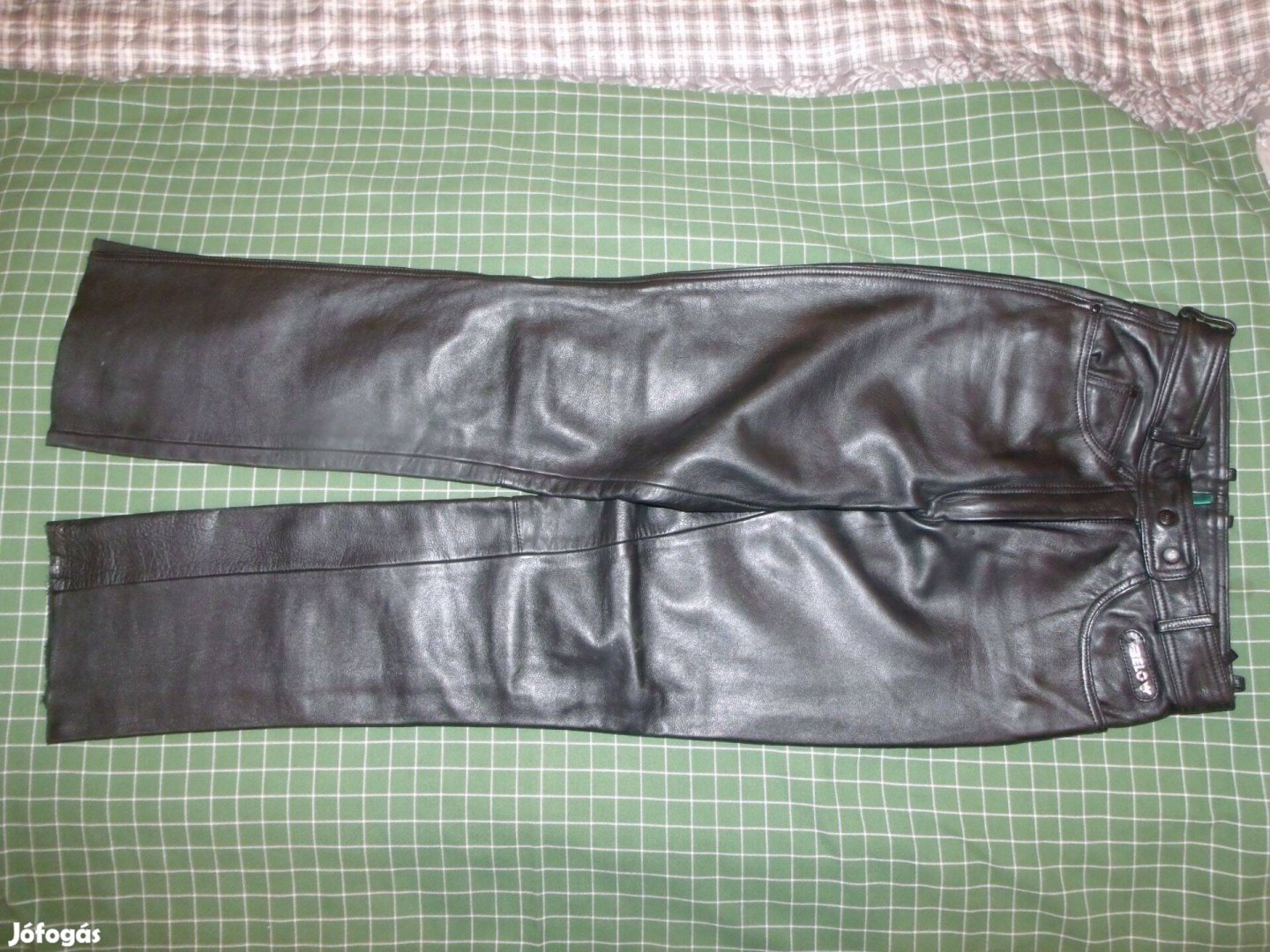 Belo női motoros bőrnadrág, 36, derék 72cm, fekete