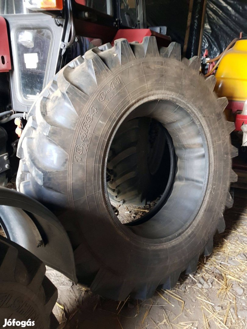 Belshina Traktor gumiabroncs belsővel eladó
