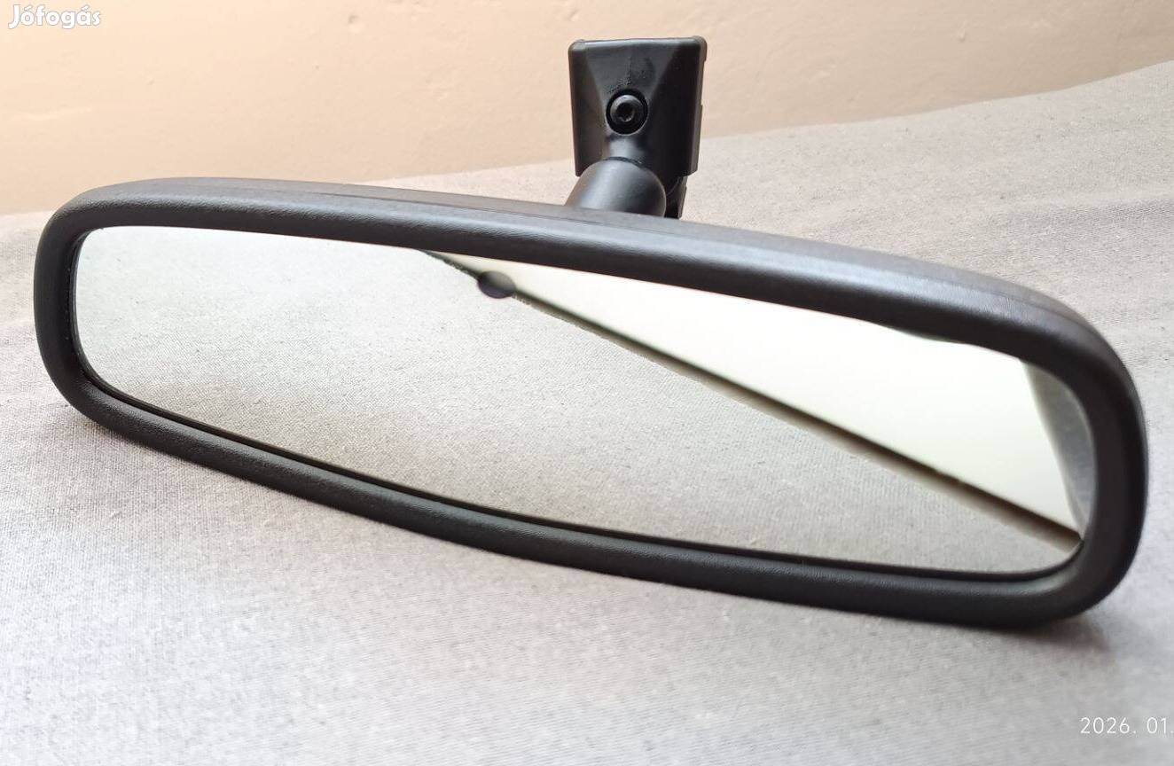 Belső visszapillantó tükör