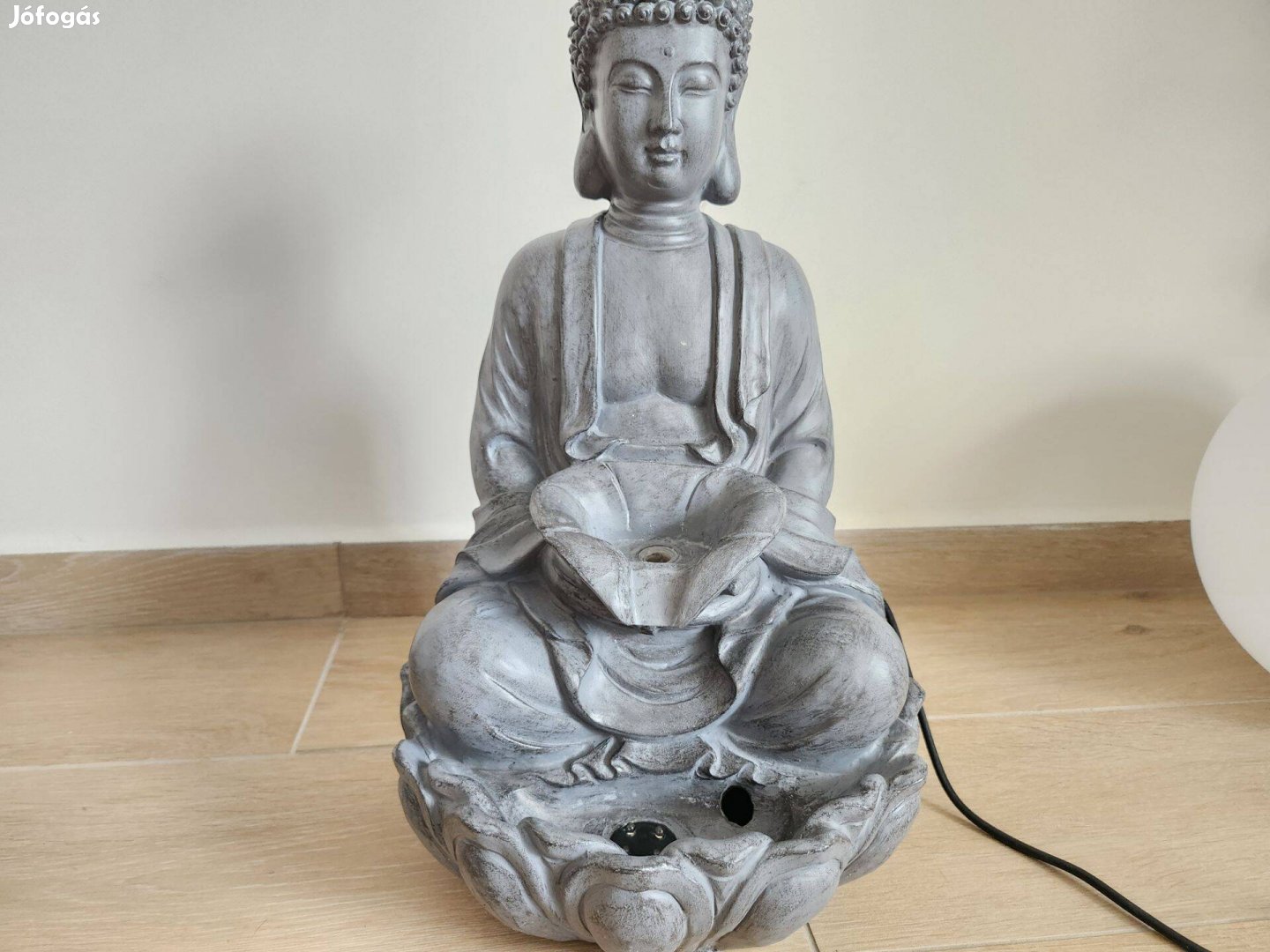 Beltéri Buddha csombogó szökőkút LED világítással