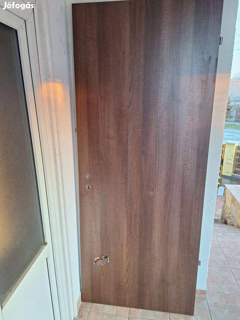Beltéri ajtó eladó