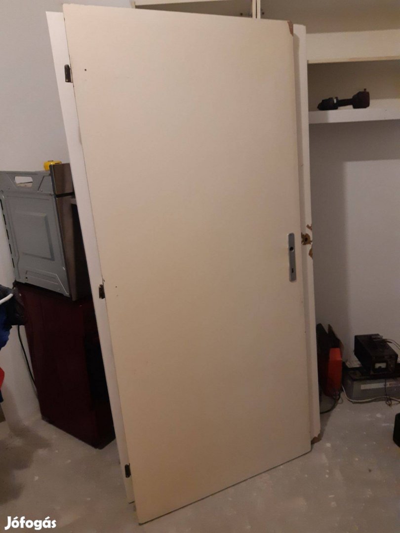 Beltéri ajtólap 87x194,5cm teli falcos balos