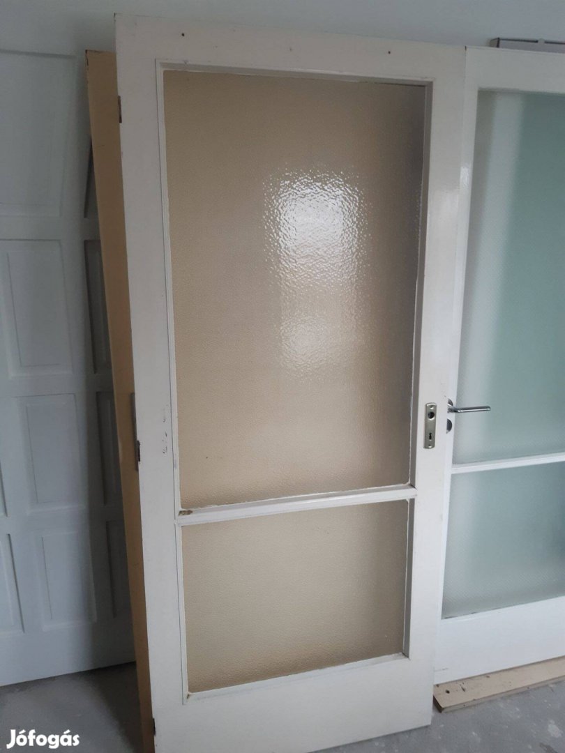 Beltéri ajtólap 87x201cm üveges balos