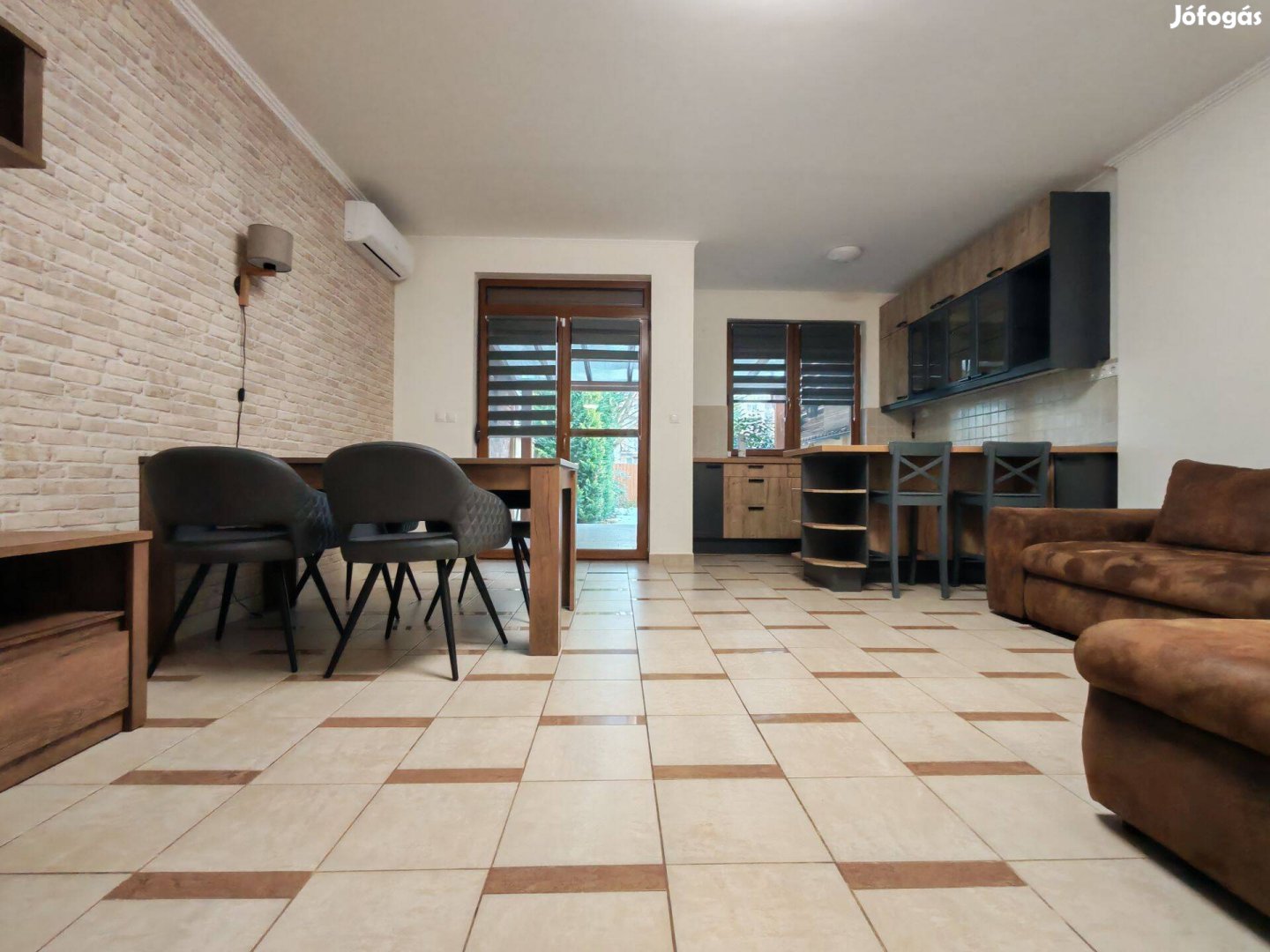 Belváros Remek helyén sorház eladó