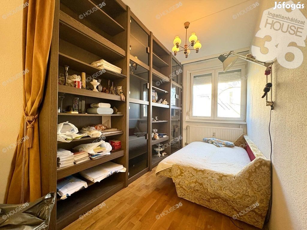 Belvárosi 1 2 félszobás, 2. emeleti erkélyes lakás eladó!