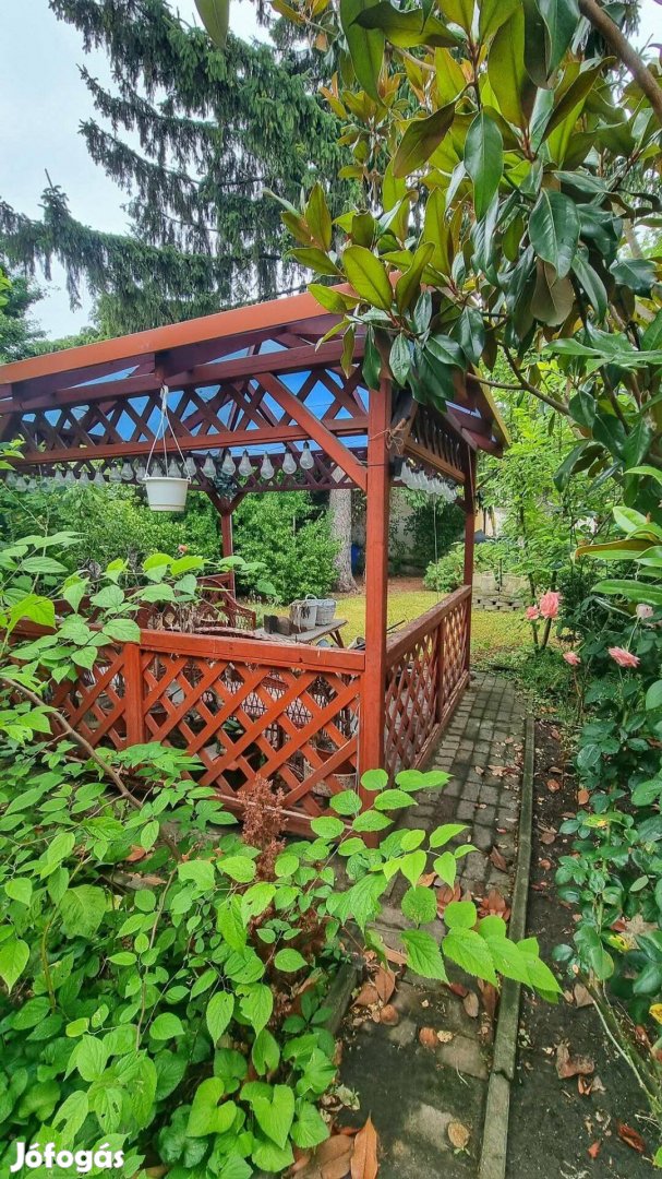 Belvárosi sok lehetőséget rejti ő családi ház eladó