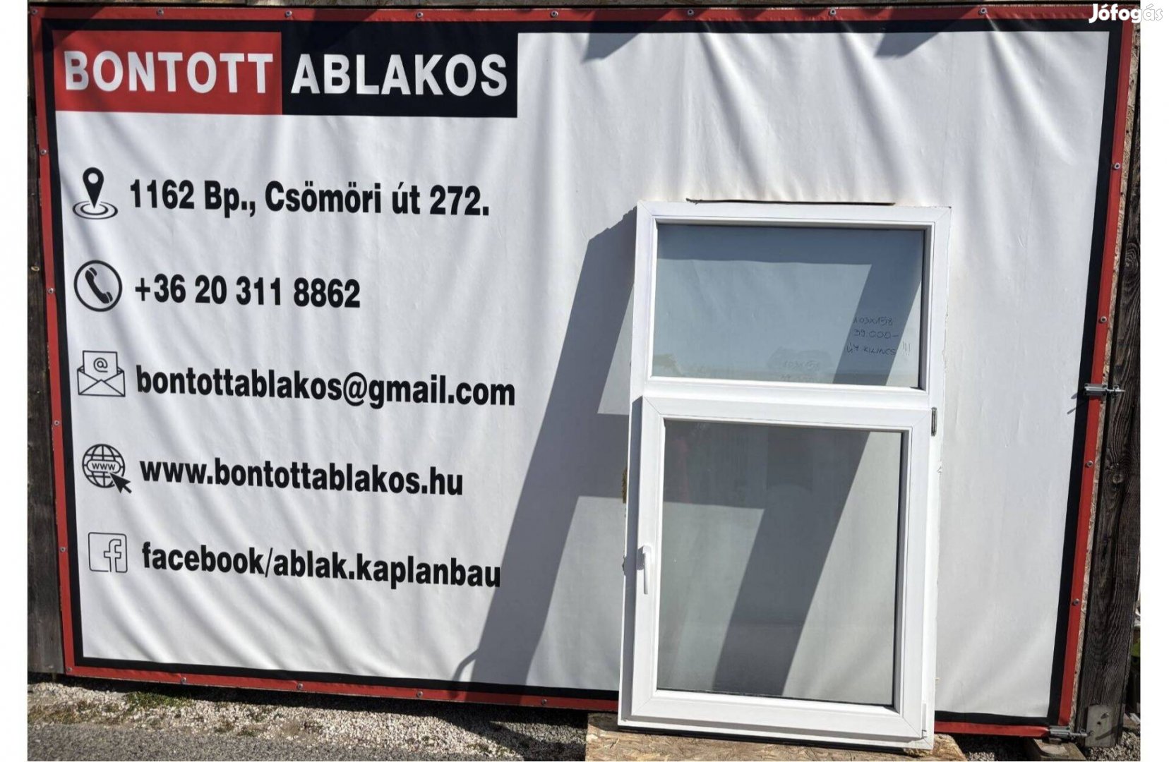 Belvárosi stílusú 100x160 cm közeli!! bontott műanyag egyszárnyú ablak