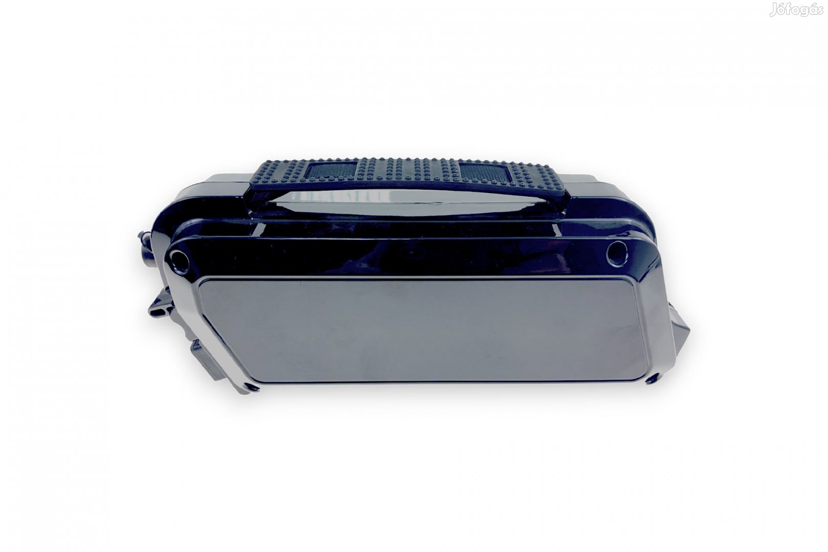 Benelli 106080003901 11Ah trapéz alakú fekete akkumulátor