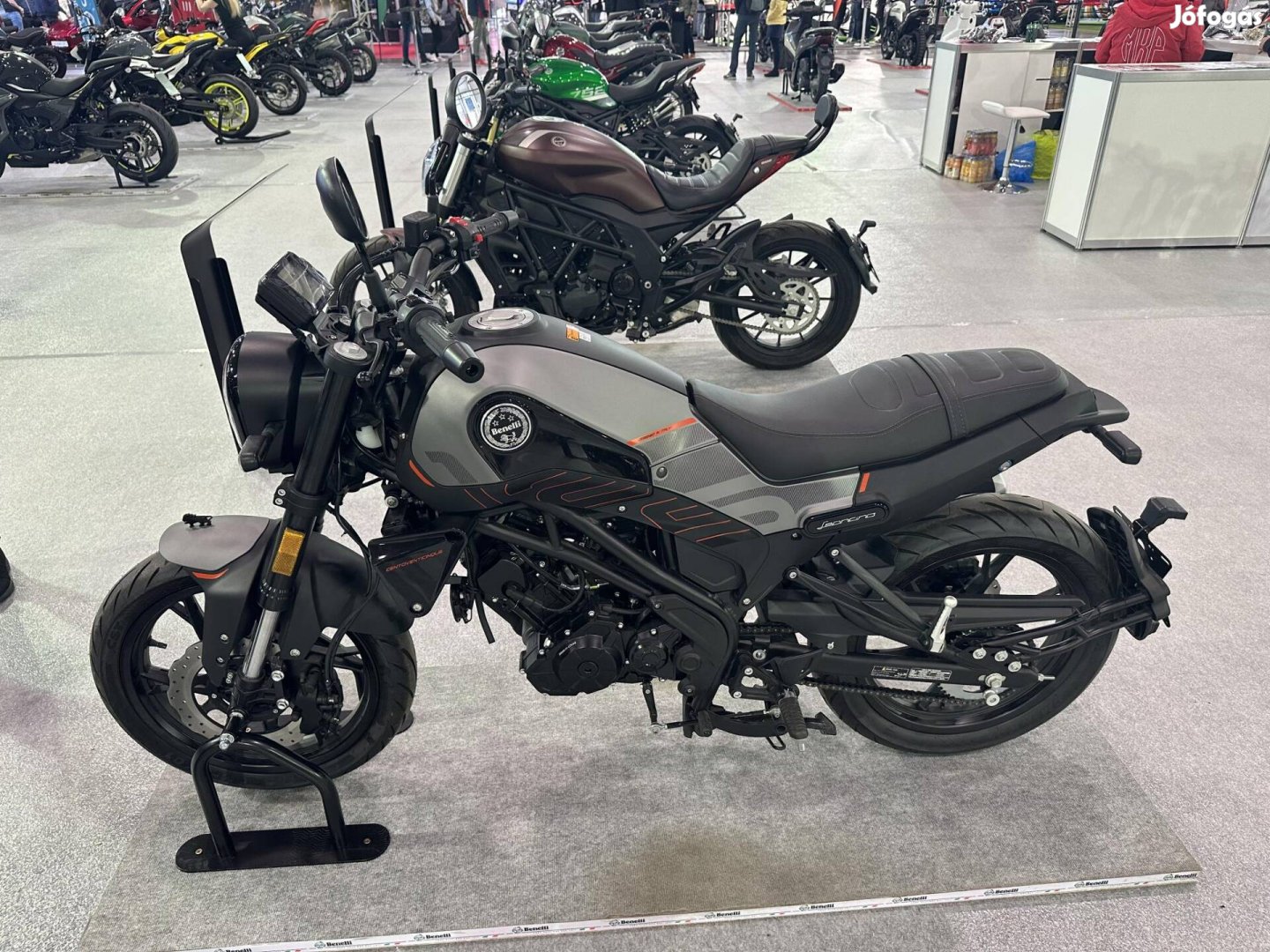 Benelli Leoncino 125 Amts Akció!Beszámítunk. In...