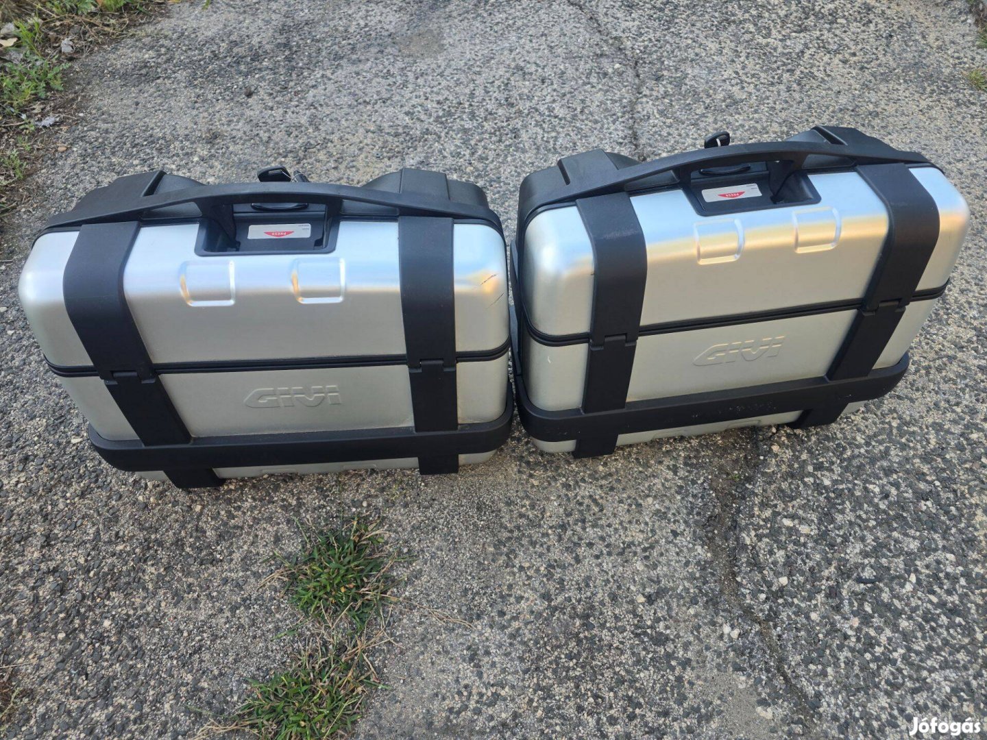 Benelli TRK 502 TRK 702 doboztartó + dobozok