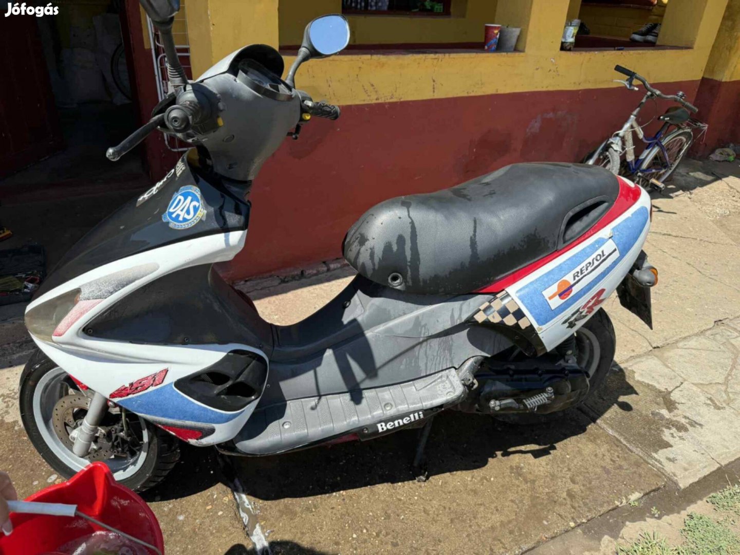 Benelli robogó 