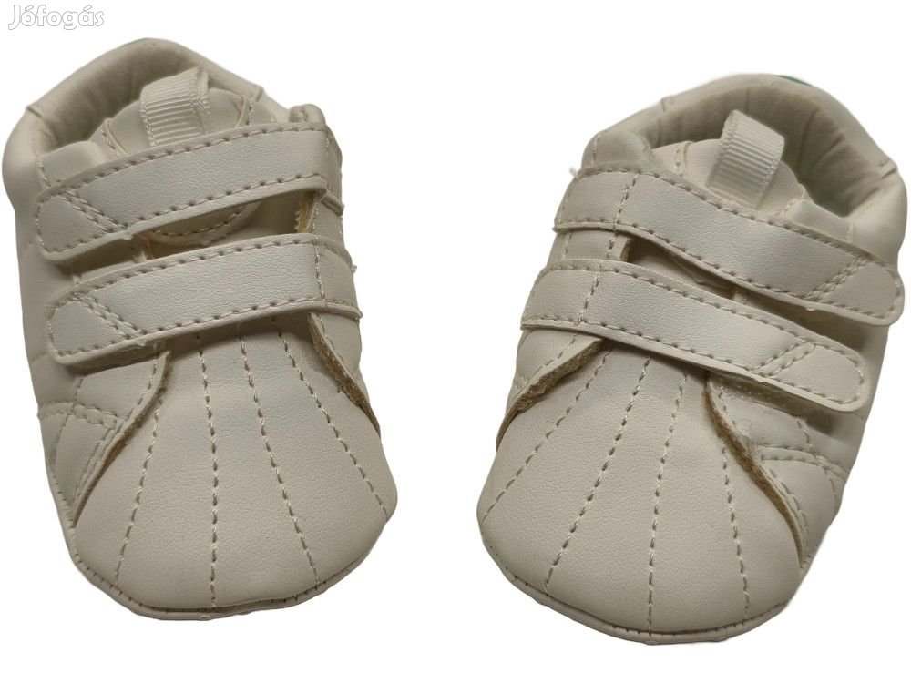 Benetton Új címkés Fiú Kocsicipő EU 17