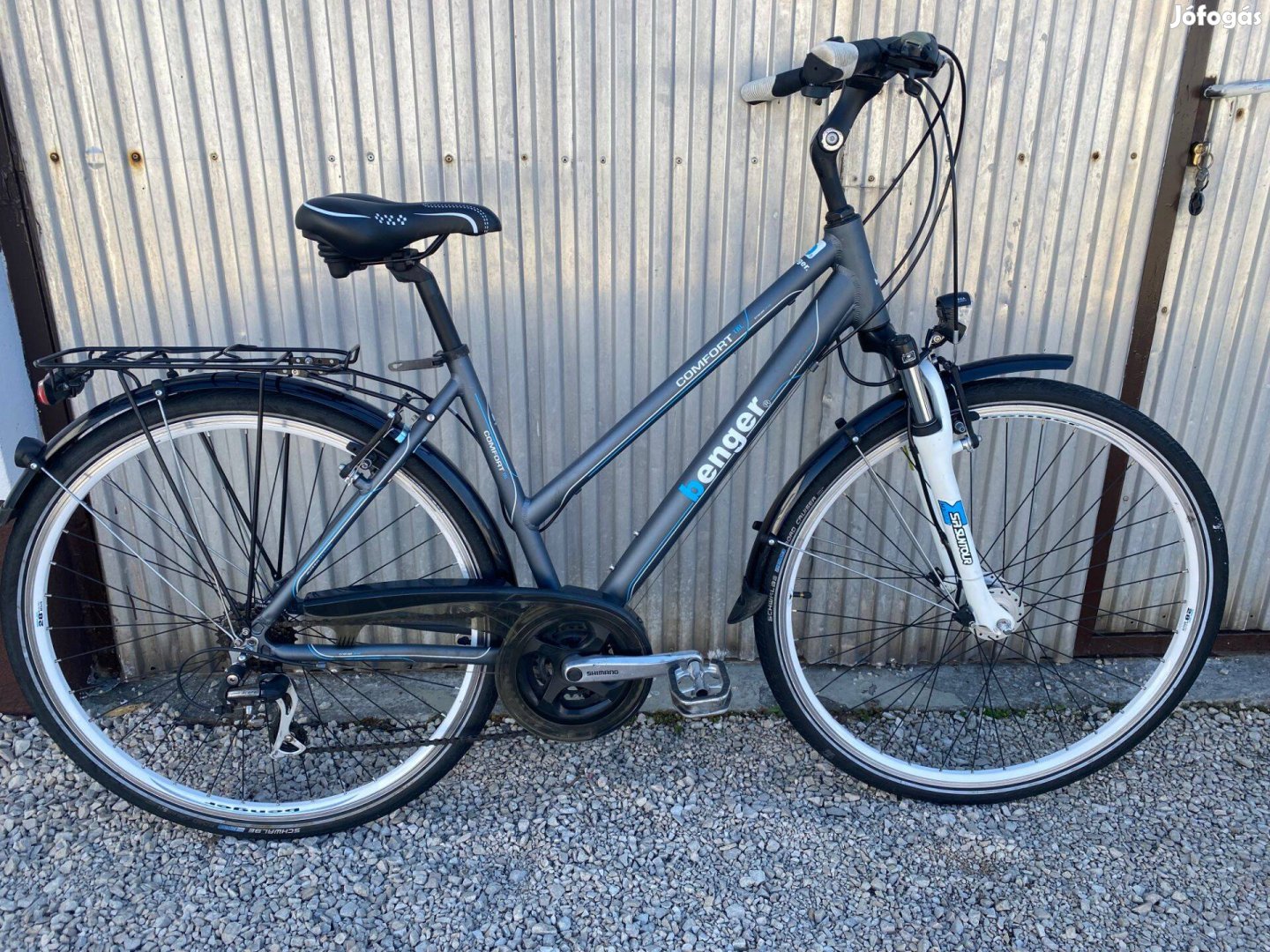 Benger 28-as aluvázas agydinamós újszerű Trekking kerékpár