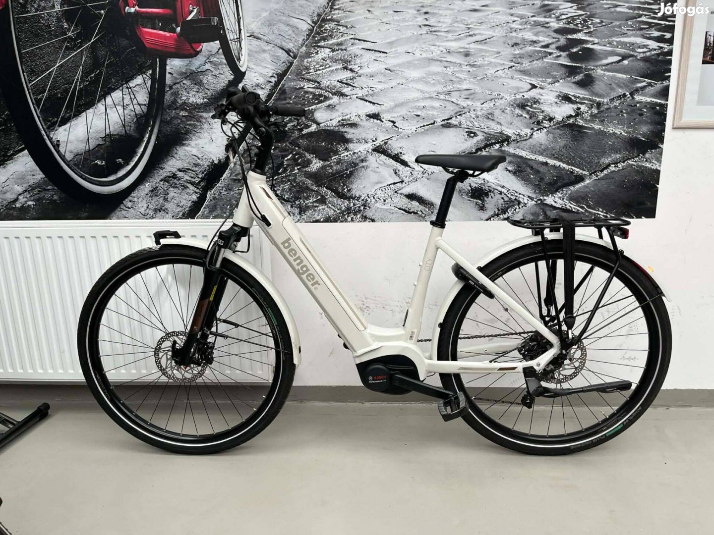 Benger Nova Kerékpár M- es 65Nm 500 Wh