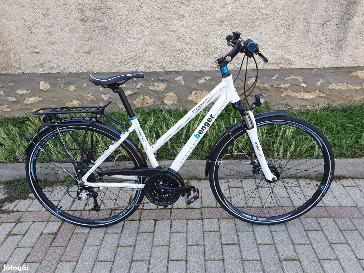 Benger Premium TRL 28" női trekking kerékpár (KTM)