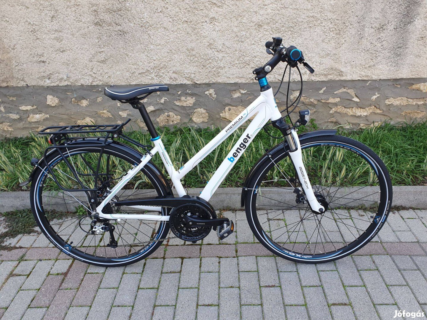 Benger Premium TRL 28" női trekking kerékpár (KTM)