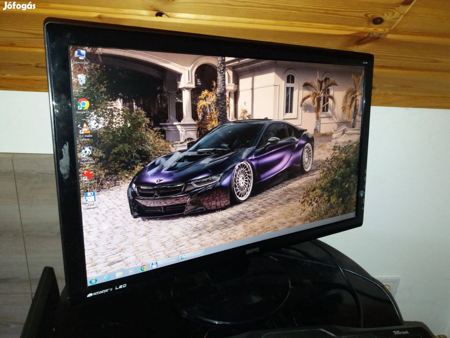 Benq 24" monitor ingyen kiszállítással eladó